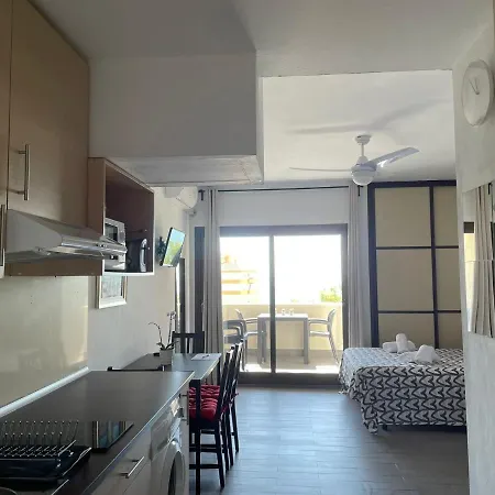 Benalbeach, Estudio En Primera Linea De Playa Benalmadena
