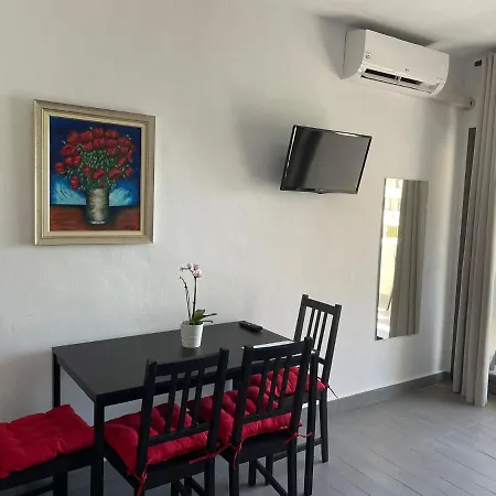 Benalbeach, Estudio En Primera Linea De Playa Apartment *